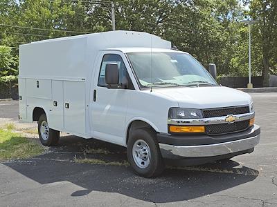 New 2025 Chevrolet Express 3500 - photo 1