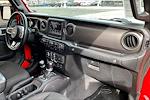 2020 Jeep Gladiator Crew Cab 4WD Pickup for sale #105893A - photo 17