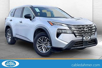 Used 2025 Nissan Rogue - photo 1