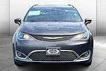 Used 2018 Chrysler Pacifica Touring L Minivan for sale #P17075 - photo 3
