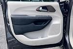 Used 2018 Chrysler Pacifica Touring L Minivan for sale #P17075 - photo 25