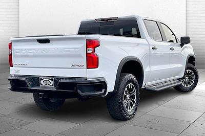 Used 2025 Chevrolet Silverado 1500 - photo 1