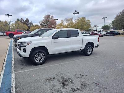 Used 2024 Chevrolet Colorado - photo 1