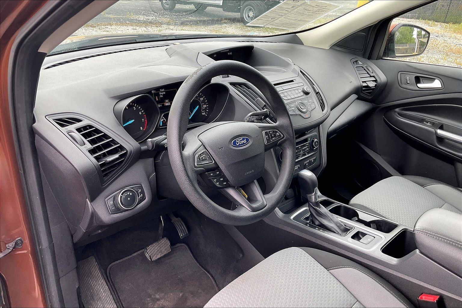 Used 2017 Ford Escape - photo 17