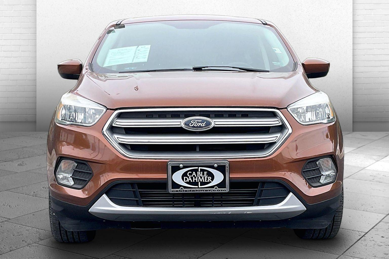 Used 2017 Ford Escape - photo 2