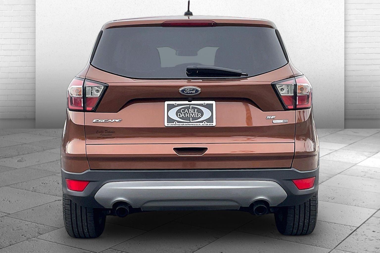 Used 2017 Ford Escape - photo 5