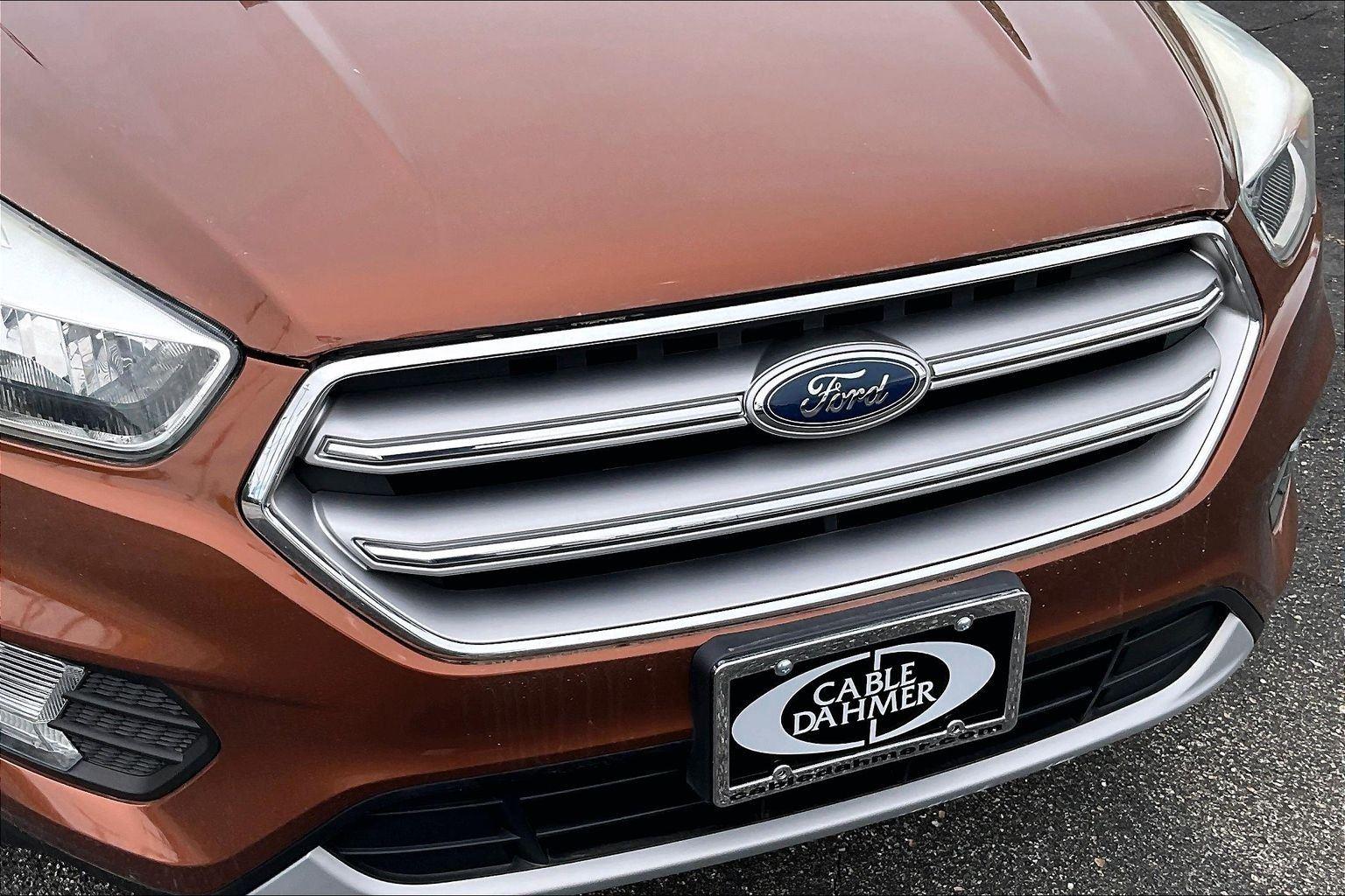 Used 2017 Ford Escape - photo 32