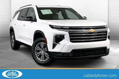 Used 2025 Chevrolet Traverse LT for sale #X15120 - photo 1