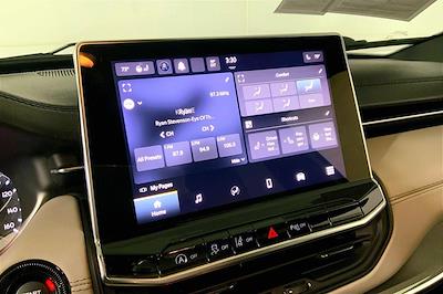 Used 2024 Jeep Compass - photo 1