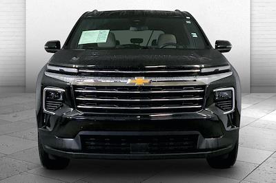 Used 2025 Chevrolet Traverse - photo 1