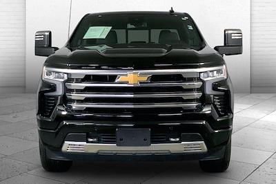 Used 2025 Chevrolet Silverado 1500 - photo 1