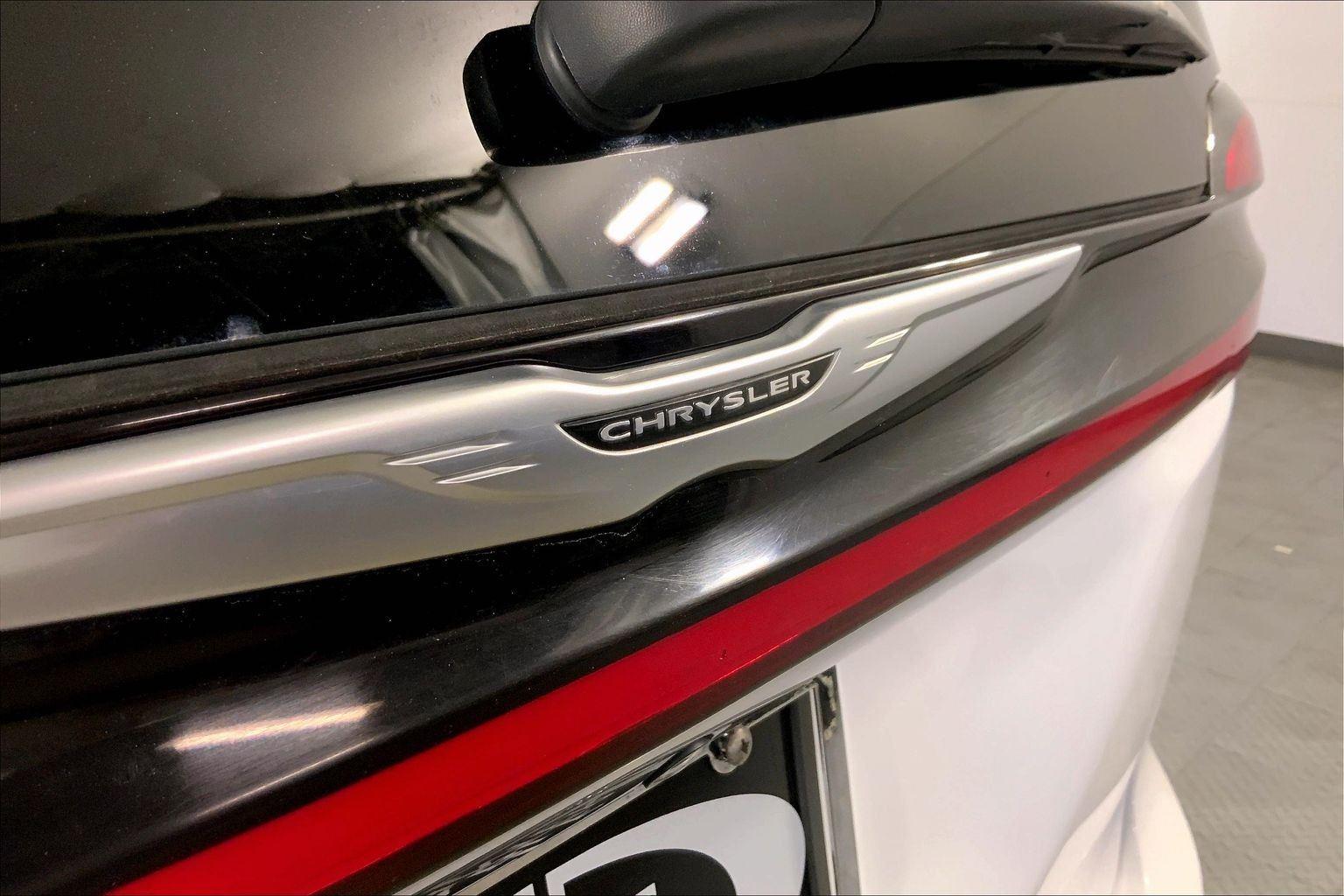 Used 2023 Chrysler Pacifica - photo 31