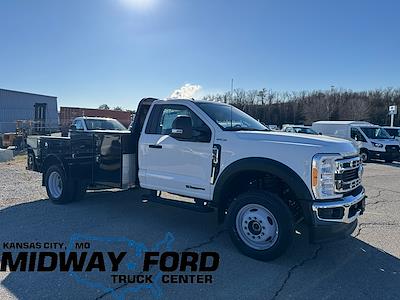 2023 Ford F-550 Regular Cab DRW 4x4 Flatbed Truck for sale #696413 - photo 1