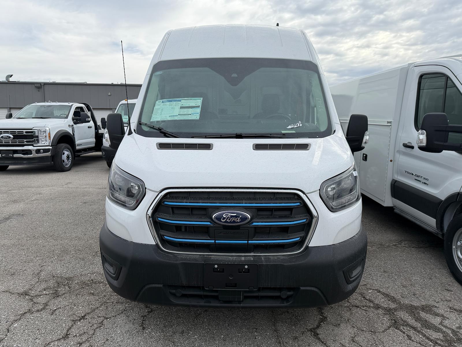 New 2025 Ford E-Transit 350 - photo 5
