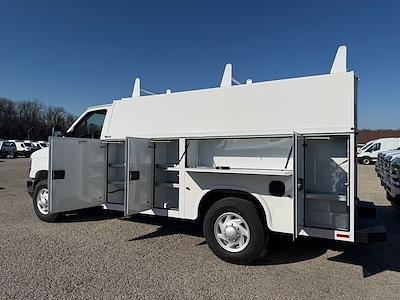 New 2026 Ford E-350 - photo 1