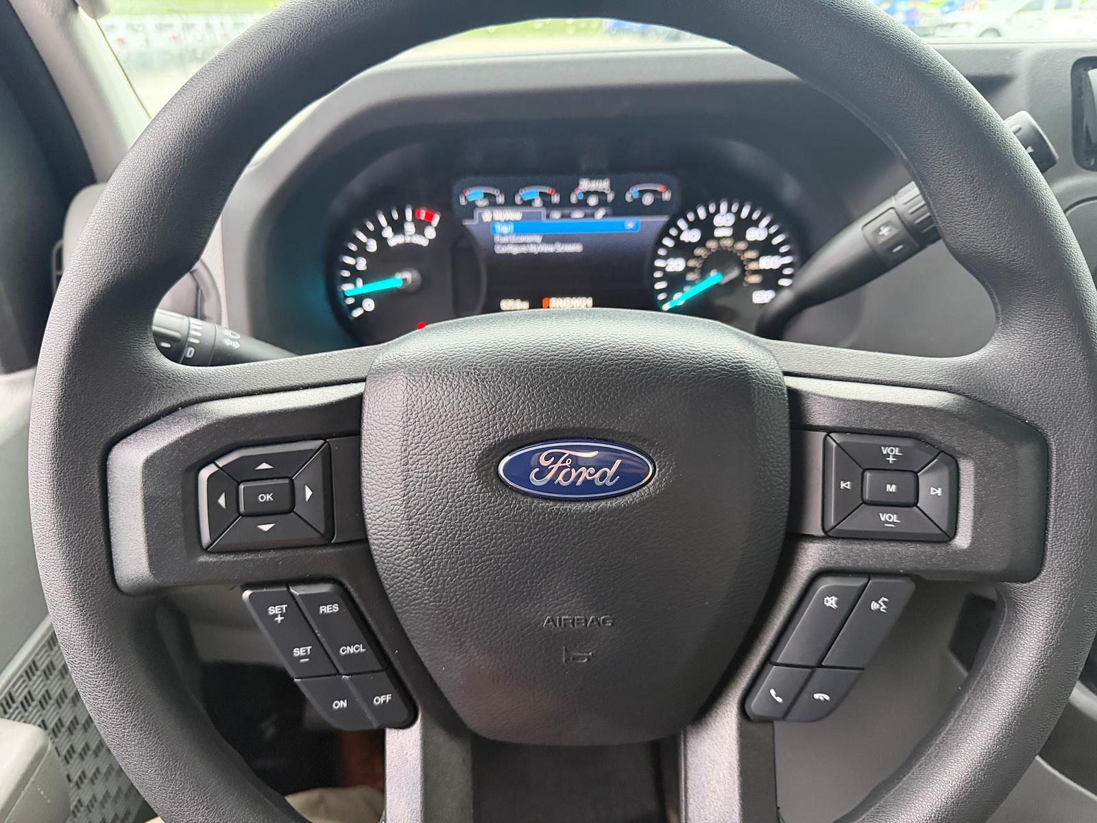 New 2027 Ford E-450 - photo 7
