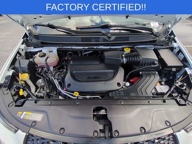 Used 2025 Chrysler Pacifica - photo 39