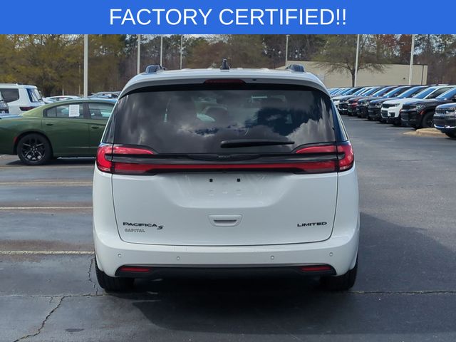Used 2025 Chrysler Pacifica - photo 5