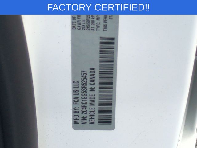 Used 2025 Chrysler Pacifica - photo 42