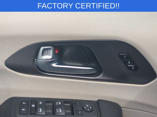 Used 2023 Chrysler Pacifica - photo 15