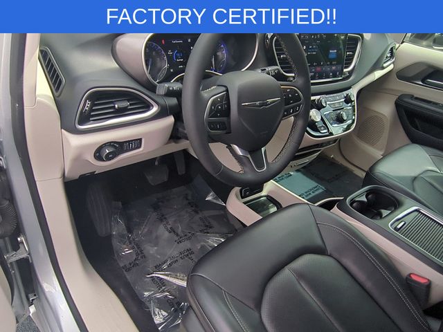 Used 2023 Chrysler Pacifica - photo 20