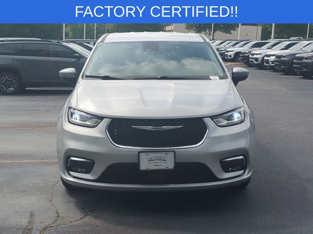 Used 2023 Chrysler Pacifica - photo 10