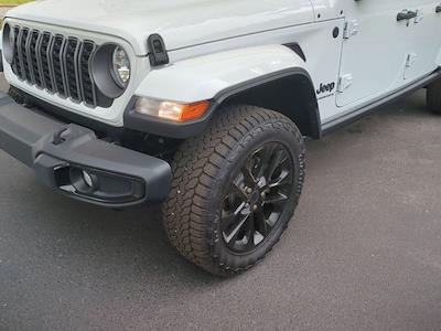 Used 2025 Jeep Gladiator Sport Crew Cab for sale #J90915B - photo 2