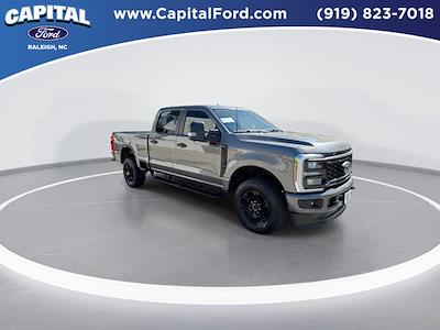Used 2024 Ford F-250 - photo 1