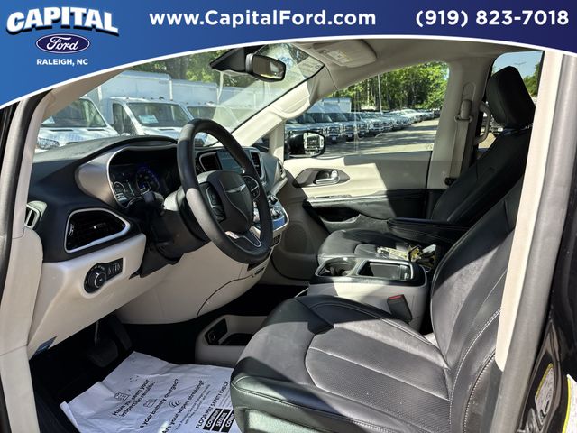 Used 2024 Chrysler Pacifica - photo 23