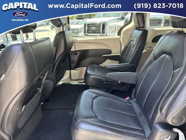 Used 2024 Chrysler Pacifica - photo 19