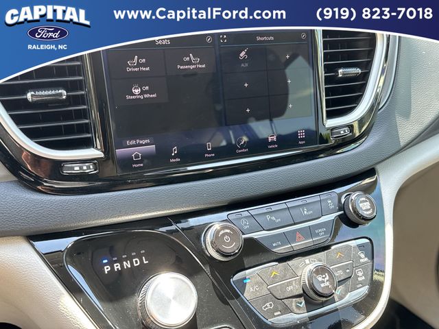 Used 2024 Chrysler Pacifica - photo 27