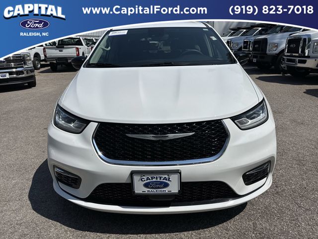 Used 2024 Chrysler Pacifica - photo 31
