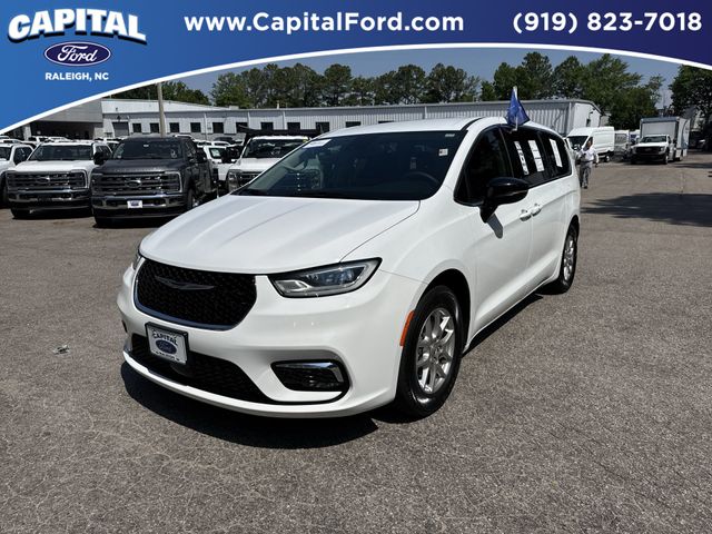 Used 2024 Chrysler Pacifica - photo 29