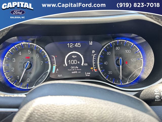 Used 2023 Chrysler Pacifica - photo 14