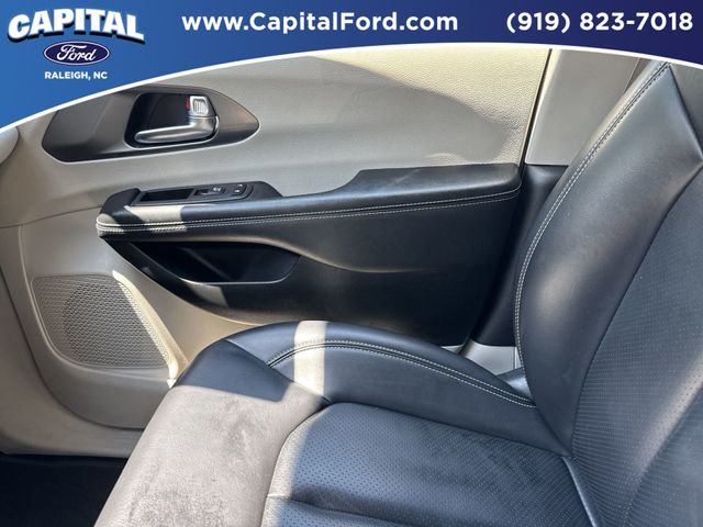 Used 2023 Chrysler Pacifica - photo 17