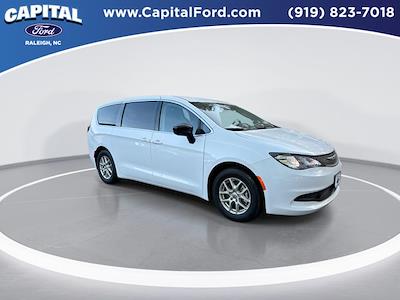 Used 2024 Chrysler Voyager - photo 1
