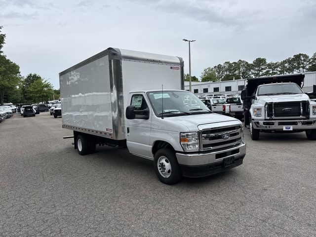 New 2027 Ford E-350 - photo 5