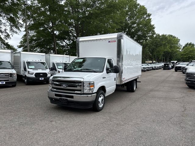 New 2027 Ford E-350 - photo 7
