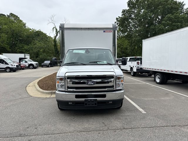New 2027 Ford E-350 - photo 7