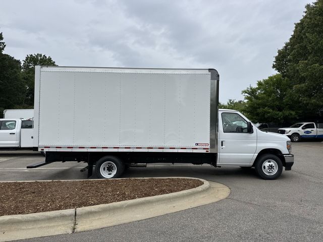 New 2027 Ford E-350 - photo 12