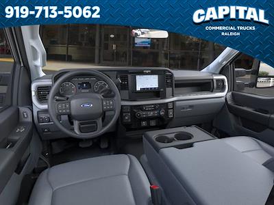 New 2025 Ford F-550 - photo 1