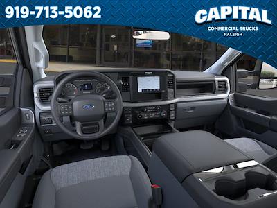 New 2025 Ford F-550 - photo 1