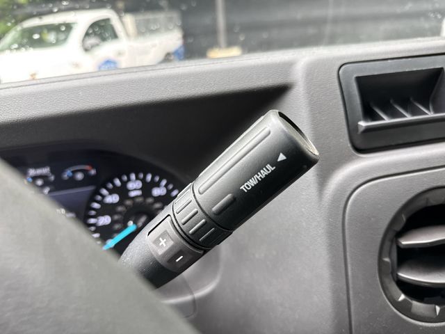 New 2027 Ford E-350 - photo 31