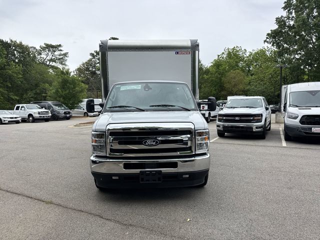 New 2027 Ford E-350 - photo 7