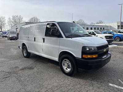 Used 2022 Chevrolet Express 2500 - photo 1