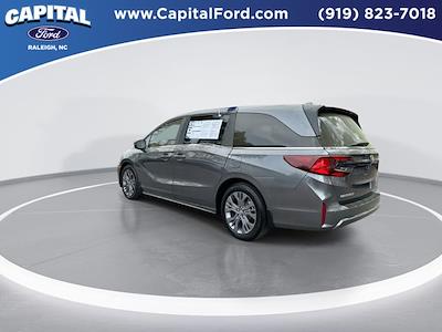 Used 2025 Honda Odyssey - photo 1