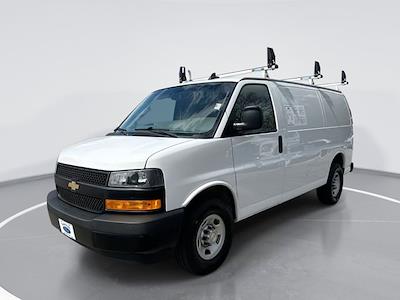 Used 2022 Chevrolet Express 2500 - photo 1