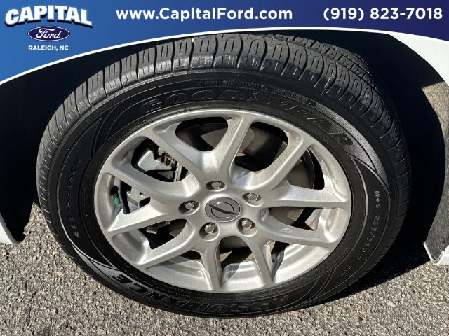 Used 2025 Chrysler Pacifica Select Minivan - photo 13