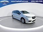 Used 2025 Chrysler Pacifica Select Minivan thumbnail 2