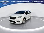 Used 2025 Chrysler Pacifica Select Minivan thumbnail 4
